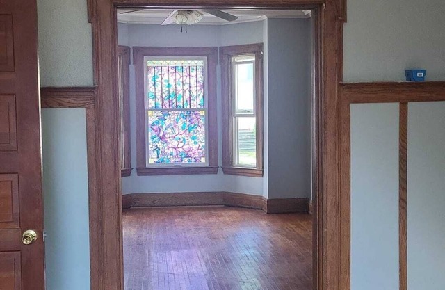 Home with 3 bedroom bath and 1 off-street parking,near the park circle Watertown