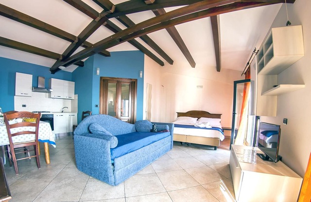 Homerez - 10 m away from the beach! Appartement for 4 ppl. at Capo Mulini