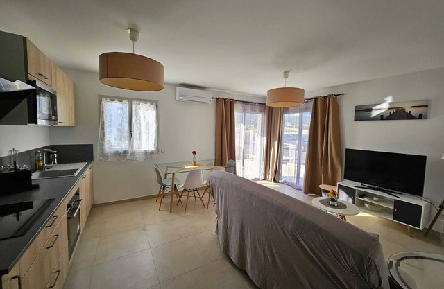 Homerez - Apartment in Lucciana