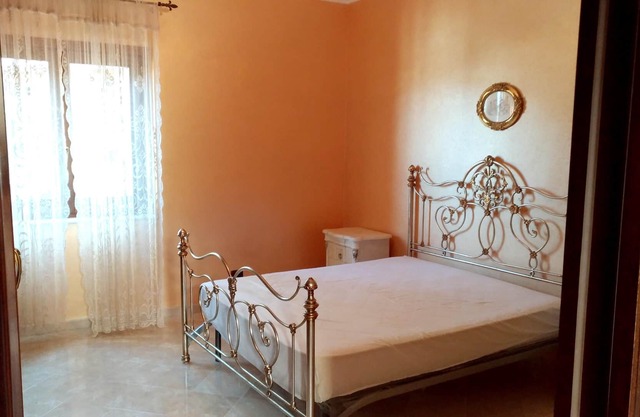 Homerez - Appartement 5 km away from the beach for 4 ppl. at Montagnareale