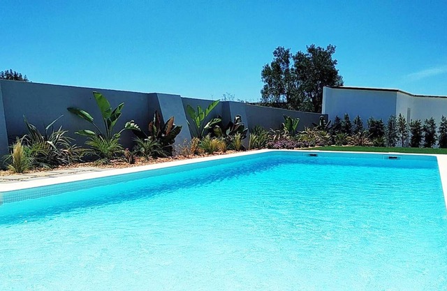 Homerez - Appartement 14 km away from the beach for 5 ppl. with shared pool