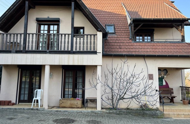 Homerez - Big house for 15 ppl. with balcony at Rorschwihr