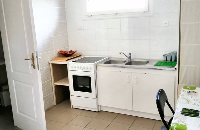 Homerez - Charming house in Trédaniel with garden and terrace