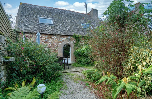 Homerez - Charming House in Guimaëc, Sea View