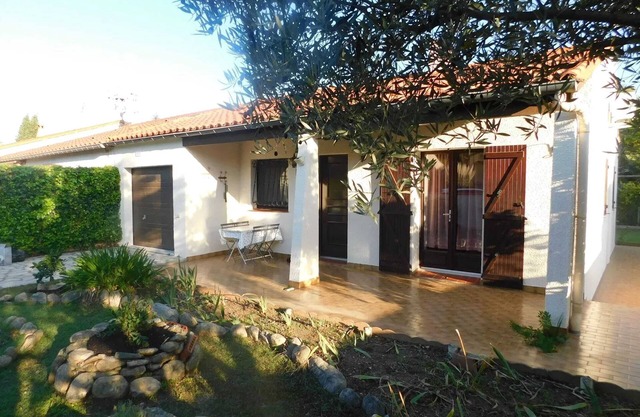 Homerez - Charming house in Sorède with enclosed garden and barbecue