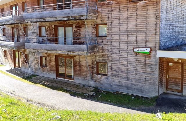 Homerez - Nice appartement 150 m away from the slopes for 6 ppl. at Chamrousse