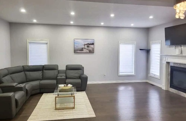 Homey 4 Bedroom Home in North West London