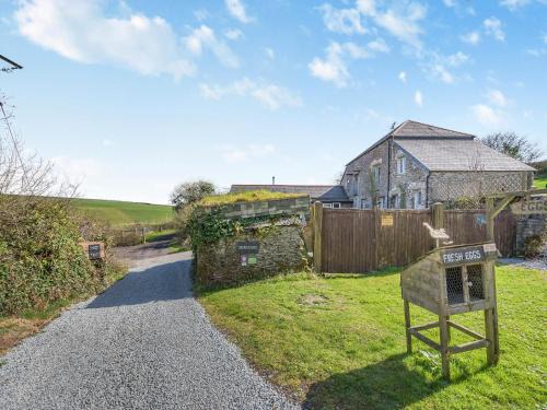 Horseshoe Cottage - Uk48252