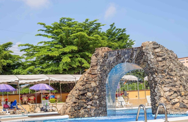 Hotel Marjorie 'Y'