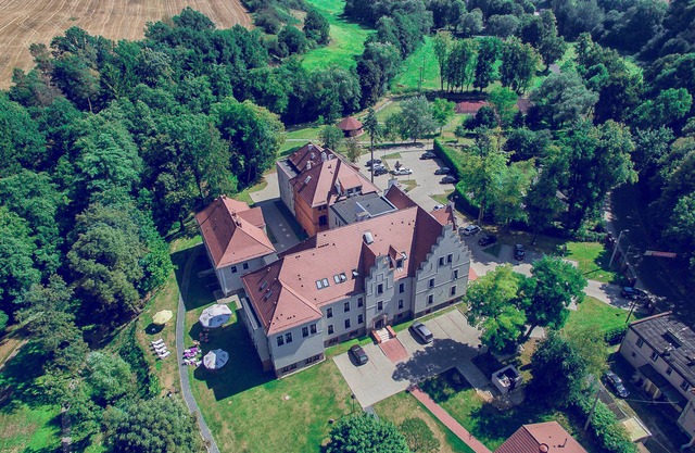 Hotel Niemcza SPA