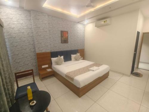 Hotel O Grand Ekta