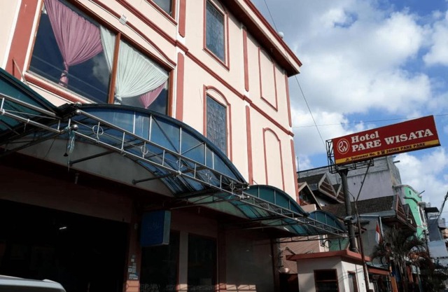 Hotel Parewisata