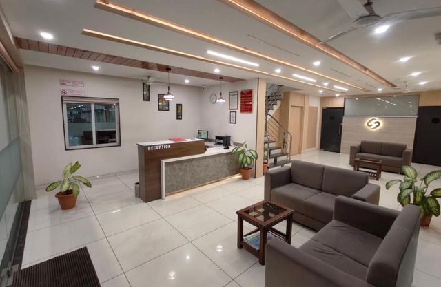HOTEL SAHYOG & ROOMS