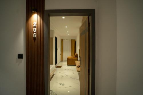 HOTEL THE MANSION -Deralakatte Mangalore