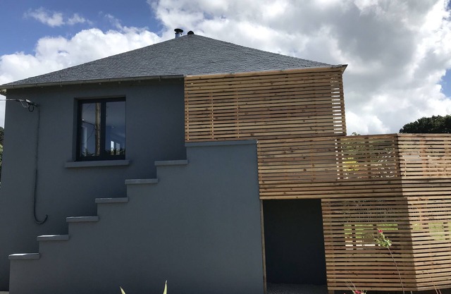 House 150 m from the beach with private cinema, sauna and hammam