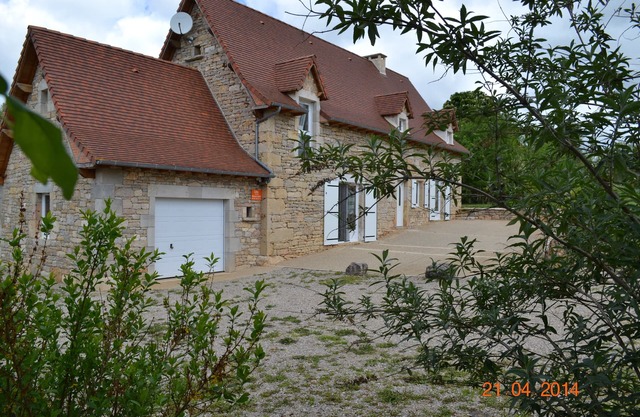 House 4 *, 6/8 pers, AIR CONDITIONING, wifi, on 5000m² of land