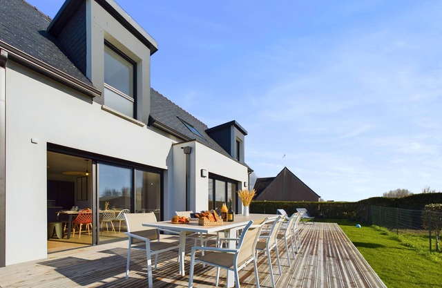 House for 10 - Garden - 600m from the beach