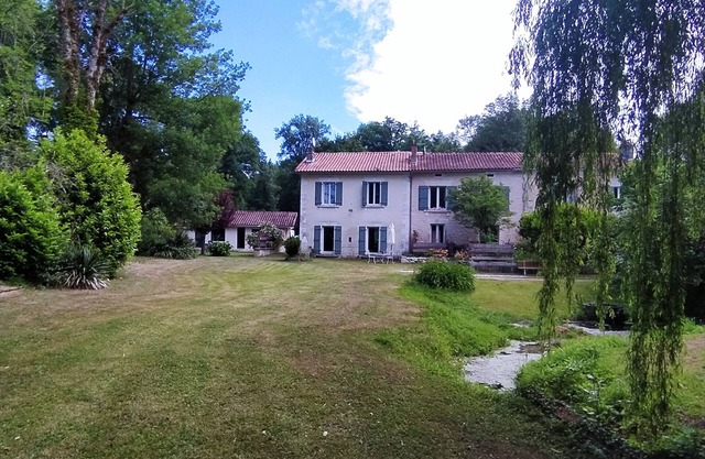 House in a small hamlet in the Périgord Vert region.