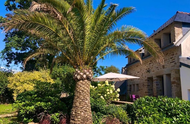 House in Port Manech, 5 minutes' walk from the beach.