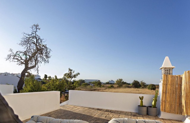 House, in the centre of Luz de Tavira, renovated