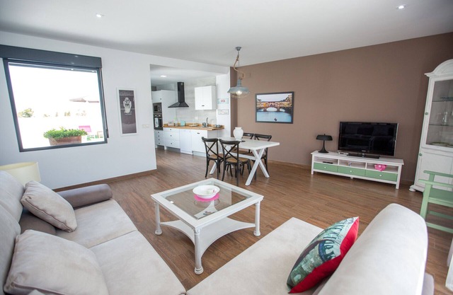 HOUSE jacuzzi for a fee, on request, free WIFI 5 SEATS, SPECTACULAR TERRACE,