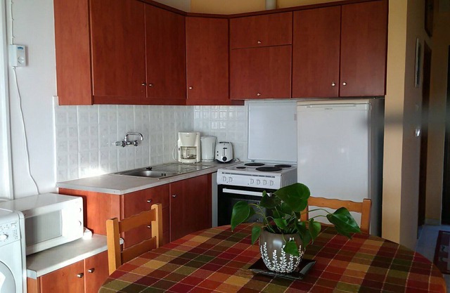 House Michalis Haikos two minutes walk to the beach Peroulia