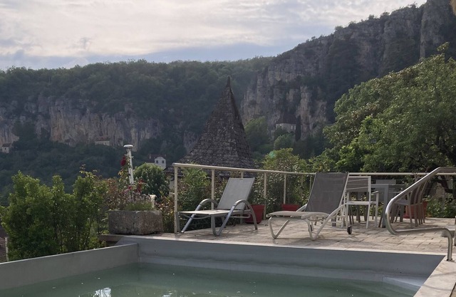 House of character in the heart of the Célé valley