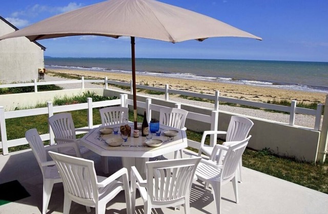 house sea view, waterfront comfort