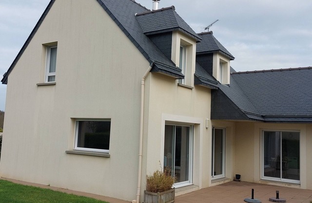 House sleeps 2 to 8 400 m from the beach 200 m from the golf course