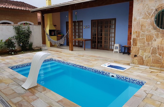 House with pool, air conditioning and Wi-Fi 350 meters from the beach