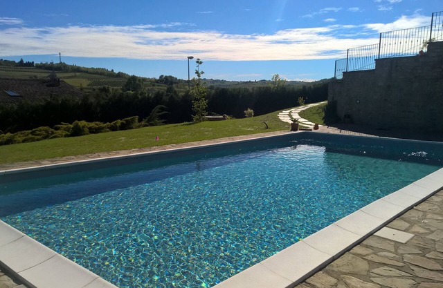House with private pool in Piedmont Unesco Langhe