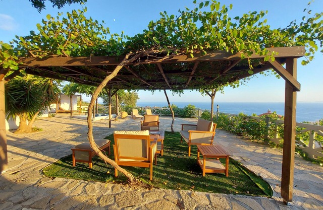 House With With a Spectacular sea View