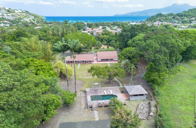 HOUSING ANSE A L'ÂNE