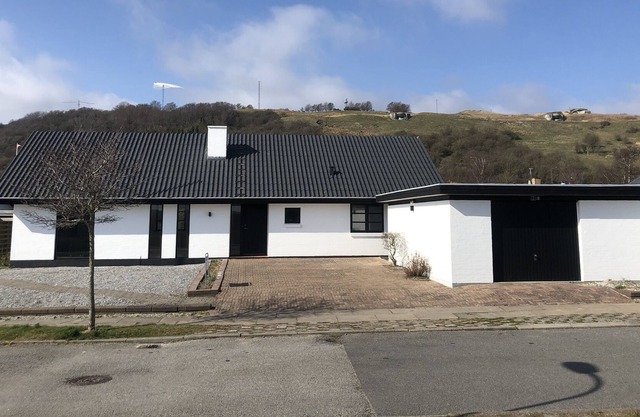 Housing by the sea 146 m2 tel. 22535532