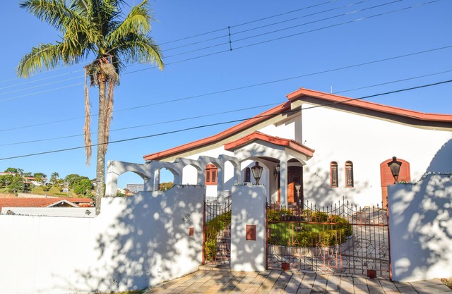 Huge House for Entire Family in Águas de Lindóia
