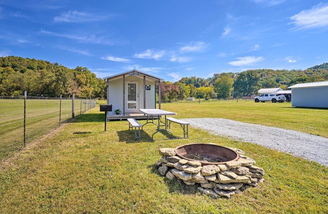 Huntsville Cabin w/Fire Pit, ATV Authorized Route