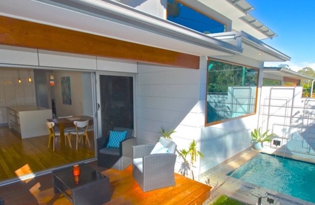 Husky Getaway - Villa with Heated Plunge Pool