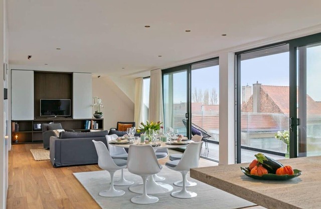 Huswell - Majestic new penthouse with 2 parkings
