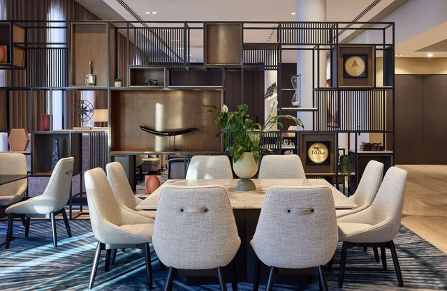 Hyatt Place Melbourne, Essendon Fields