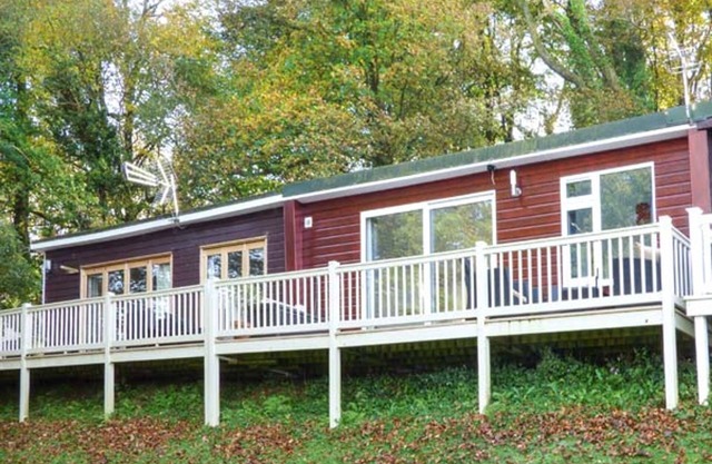 I C LUNDY TOO, pet friendly, with a garden in Woolfardisworthy