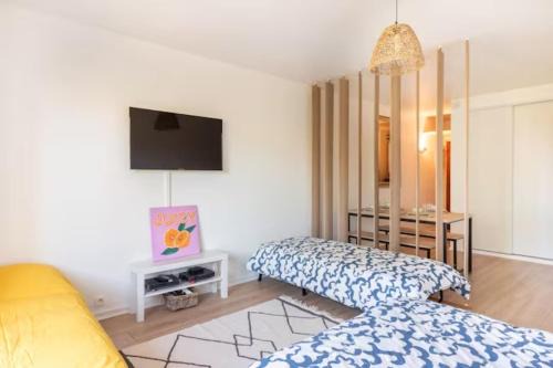 Idéal familles ou pros studio 4 pers à Talence, proche tram et Bordeaux centre