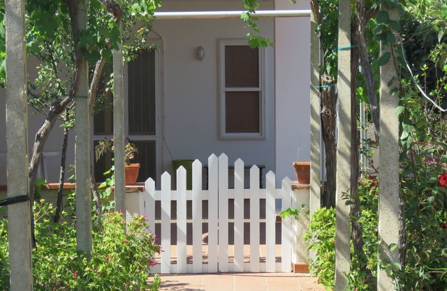Ideal house with "4-legged friends"