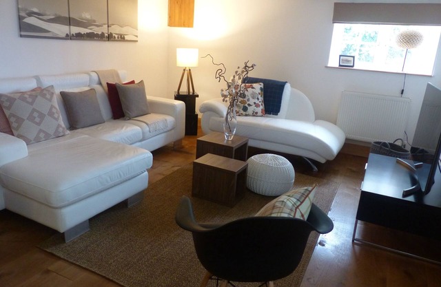 Idyllic rural retreat - Generous ferry discounts available