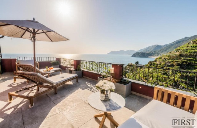 Il Sogno di Manarola by The First