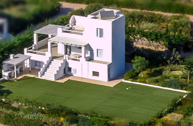 Impressive Naxos Villa | 5 Bedrooms |.