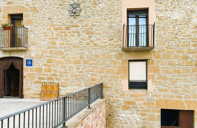 In Tierra Estella, spacious, cozy and beautiful house