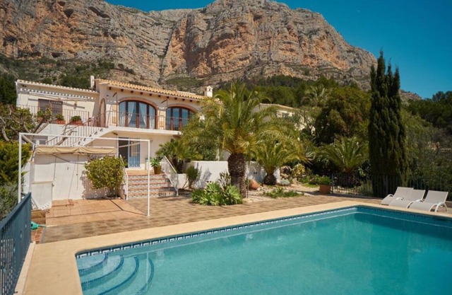 Increíble Villa Mediterránea en el Parque Natural del Montgo
