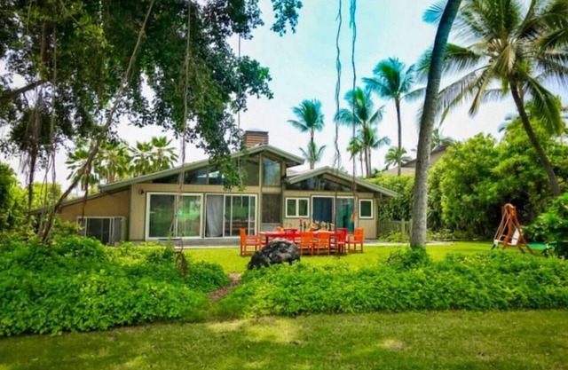 Incredible He'eia Bay Pool Home w/hot tub for 16!