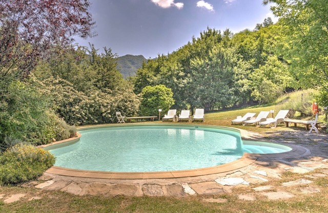 Independent apartment with pool