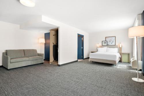 Inn at Philadelphia Airport